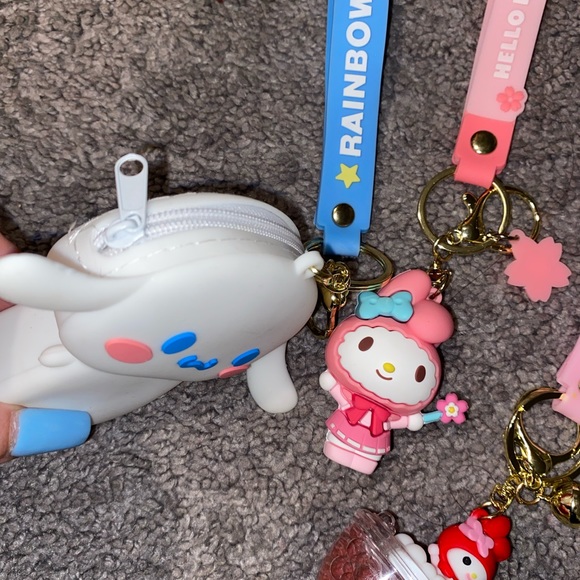 Hello kitty keychain collection - Picture 3 of 3